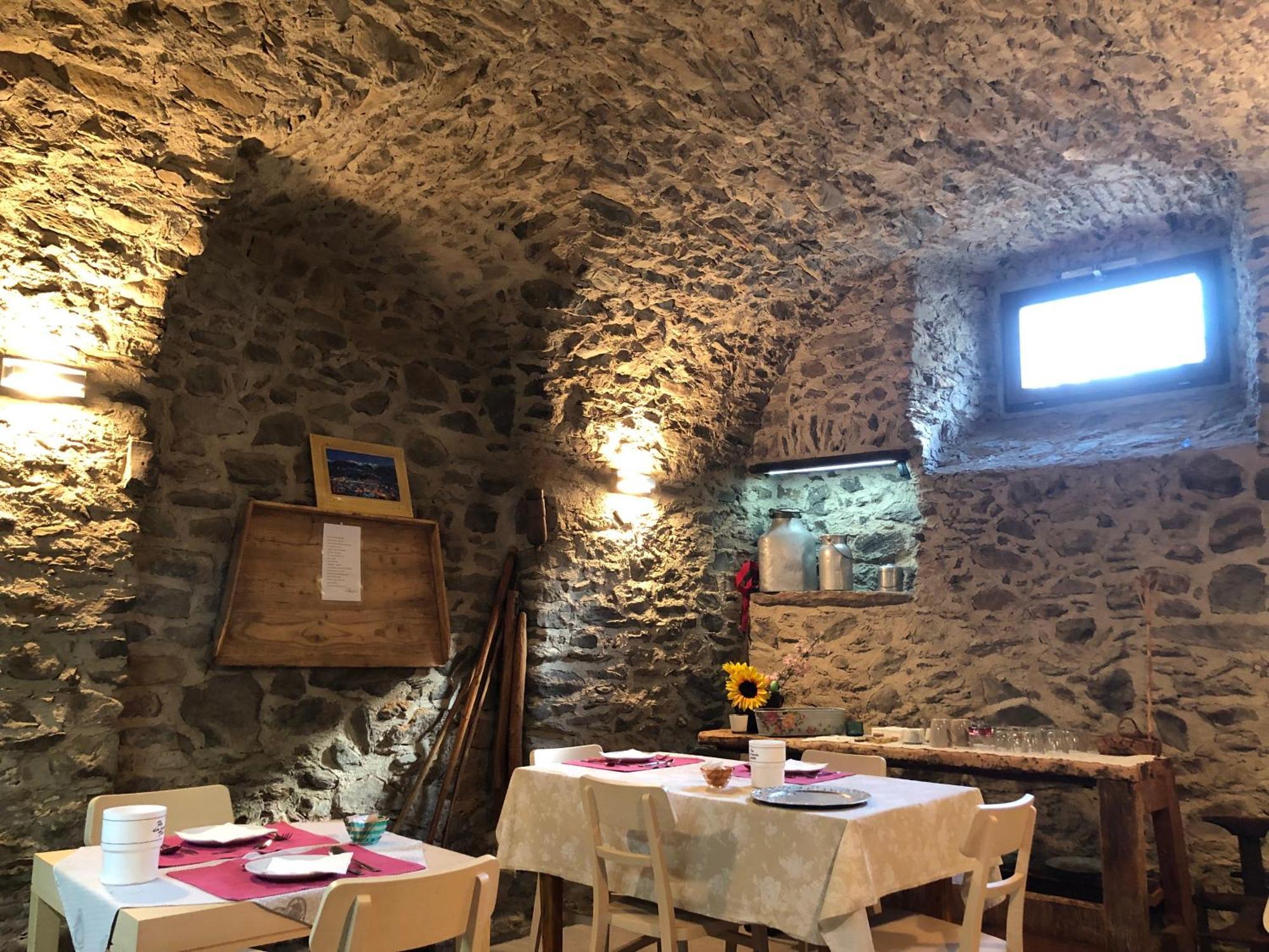 B&B Casa Taralin Тельо Екстериор снимка